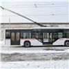 В Красноярске появился первый троллейбус, который может ездить без «рогов». В нем можно зарядить телефон 