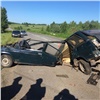В Рыбинском районе молодой пьяный водитель разбил ВАЗ об ограждение: один человек погиб