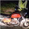 В Козульском районе подросток с другом перевернулся на мотоцикле. Один попал в больницу
