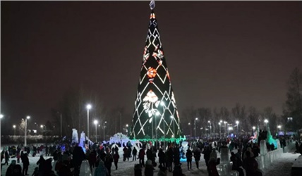 Новогодняя елка в Красноярске обойдется бюджету в 16 млн рублей