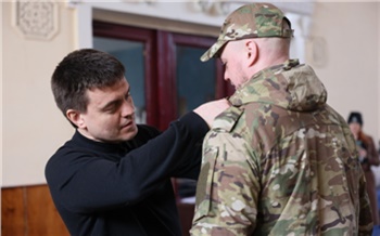 «Поддержка земляков и восстановление региона»: как прошла рабочая поездка Михаила Котюкова на Донбасс