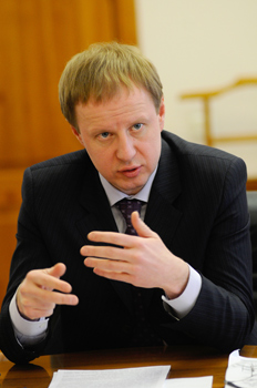 Виктор Томенко